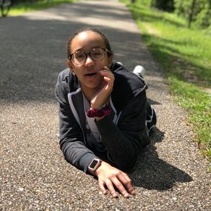 Meet your Posher, Annabella